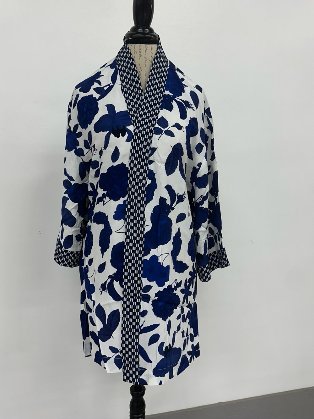 Cabi Botanical floral kimono jacket - Picture 2 of 10